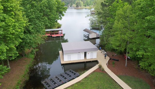 SUMMER FUN on Jimmies Creek Lake Gaston!nDIRECT ACCESS TO MAIN LAKE