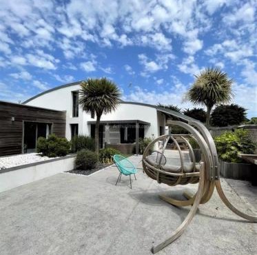 Summer House