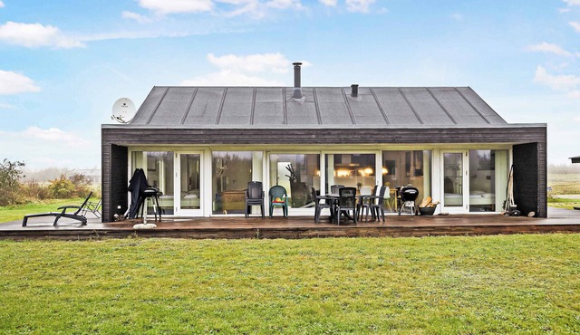 Summer house with modern luxury in North Jutland