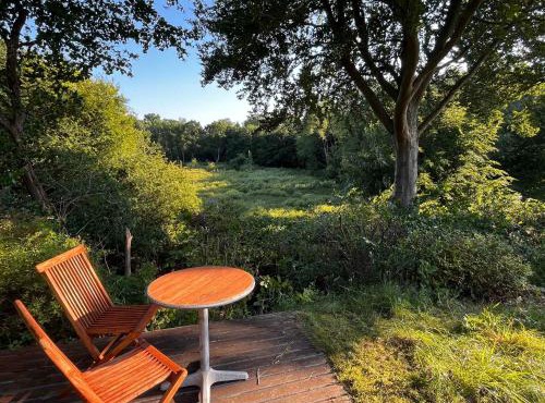 Summer House With Terrace Overlooking Nature