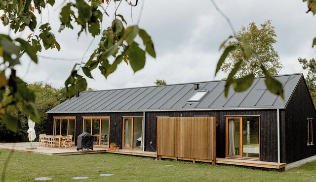 Summer house within walking distance of the beach
