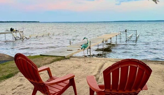 Summer is Calling! Waterfront Cabin with Private Dock