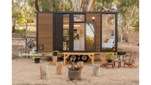 Summer Lea 1 by Tiny Away