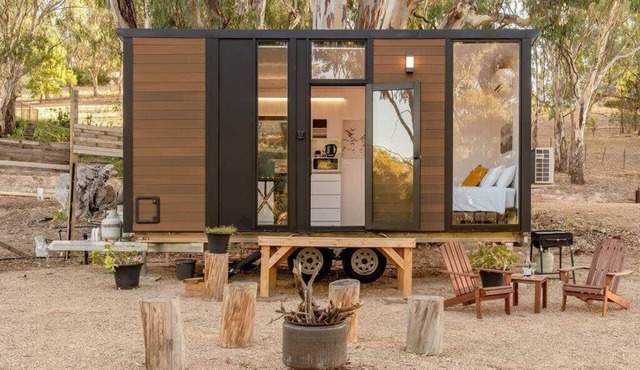 Summer Lea 2 by Tiny Away