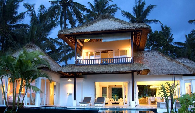 “Summer Moon, Ricefield Sunset front Private Pool”