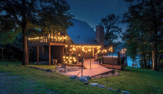 Summer oasis w/NEW HOT TUB overlooking Fawn Lake with private beach, SUPs/Kayaks