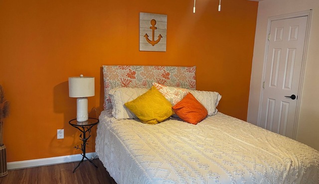 Summer rental - great for FIFA fans, Netflix community & Jersey Shore visitors.
