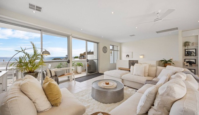 Summer Salt: Stylish Beachside Escape for Families