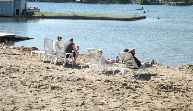 Summer Seasonal Rental in the Beautiful 1000 Islands-Two bedroom cottage