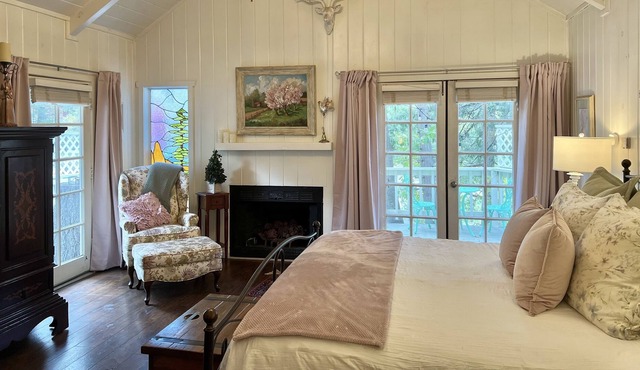SUMMER SPECIAL!! JUNE-AUG $3200 PER MONTH!!!