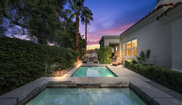 SUMMER SPECIAL -Cozy Desert Oasis-Private Pool/HotTub/FireTable