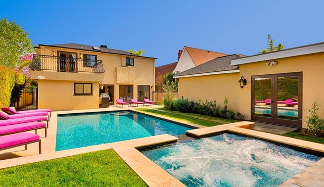 Summer Sun - Magnificent Hollywood Hills HtdPool Residence in Celebrity Enclave