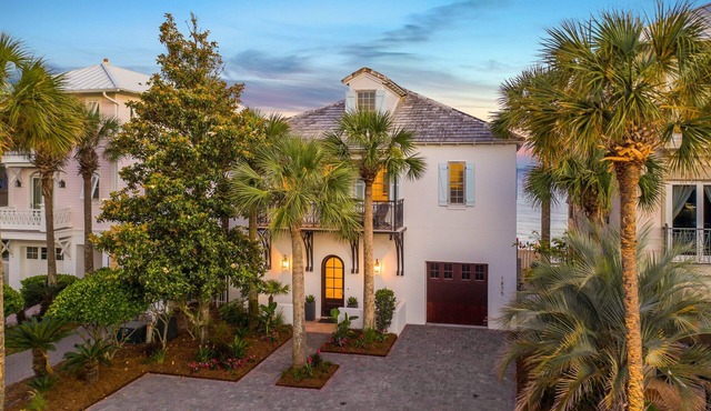 🌅 Summer Sunset | Beach Front | Pool | Dog Friendly* | Free Excursions & Beach Chair Service!