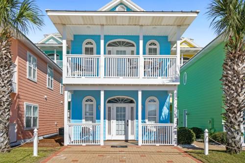 Summer Towne by Panhandle Getaways