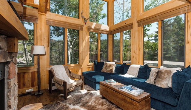 Summer Townhome by InvitedHome | Walk to Old Town, Shuttle, Fireplace, Hot Tub