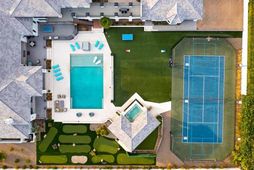 Summer Villa Getaway, Resort Life, Pickleball, Pool, Golf