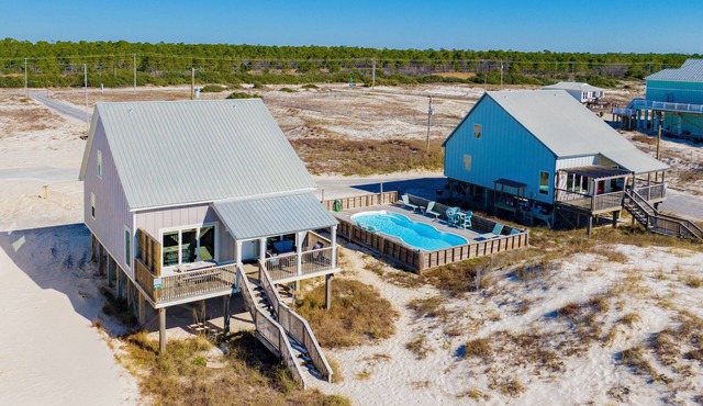 Summer Wind – Gulf Front | Pet Friendly | Shared Pool