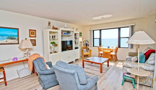 Summer Winds 421, Oceanfront Condo in Indian Beach, NC!