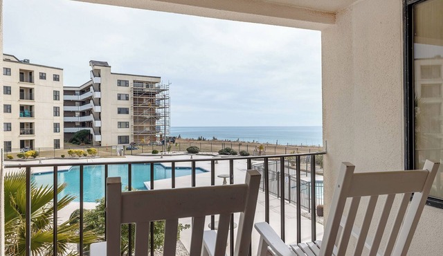 Summer Winds A-207 - Oceanfront 2nd Floor 3BR, 2BA - complex amenities!