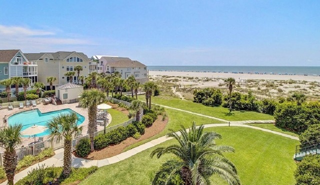 Summerhouse 305 by Wild Dunes, Oceanfront