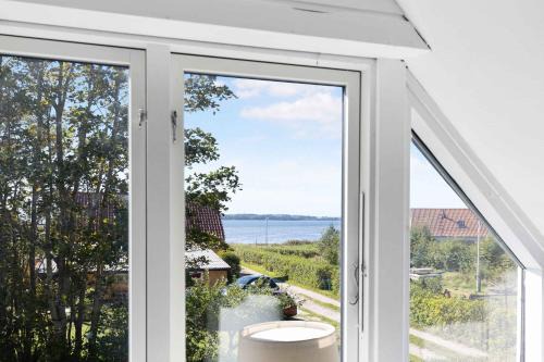 Summerhouse With Both Island Charm And Sea View