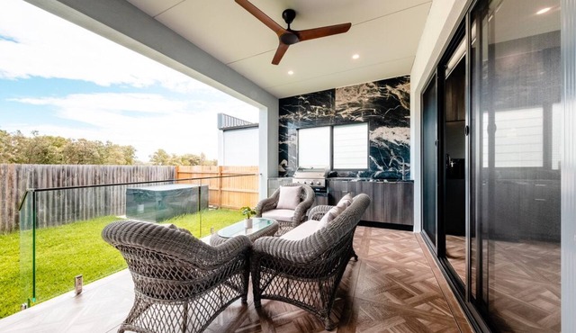 Summerland 12 @ Glorious Diamond Beach