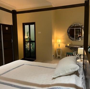 Summerland Seaside Villa