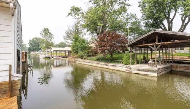 Summer’s Breeze Lake House
