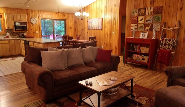 Summertime Fun Time at Hojnacki's Cedar Hideaway