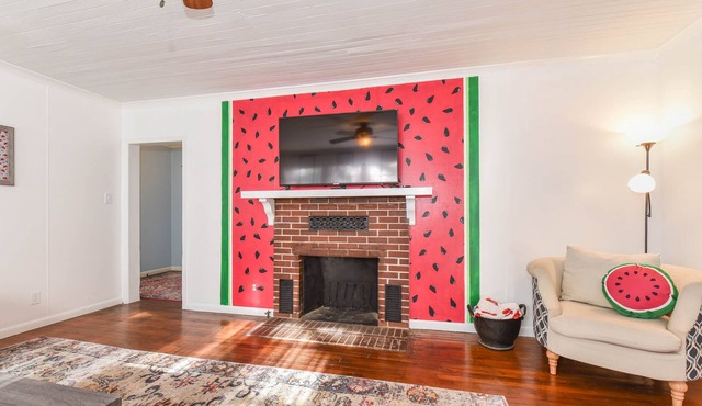 Summertime near SAV, Fast EV Charger + Pets