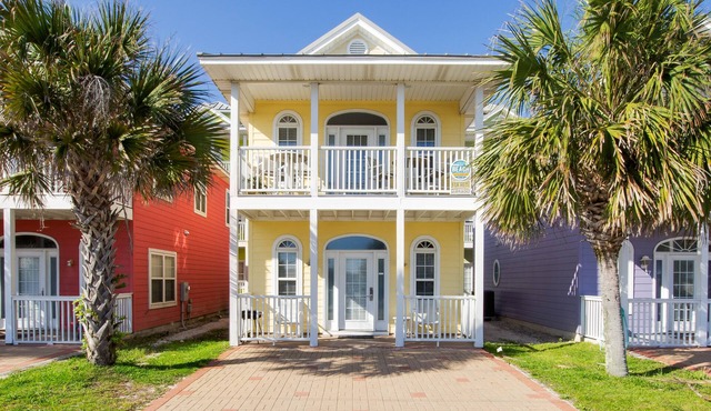 Summertowne Cottages Next to Pier Park, Ocean Views w/Pool!