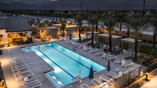 Summerwell by AvantStay - Sleeps 40 6 Homes with Resort Pool and Gym Heart of La Quinta