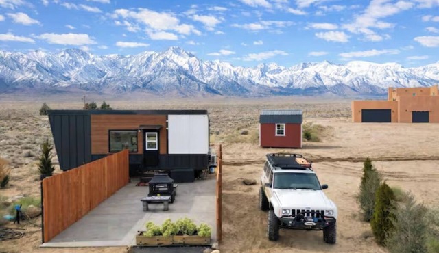 Summit Sanctuary: 360° Views