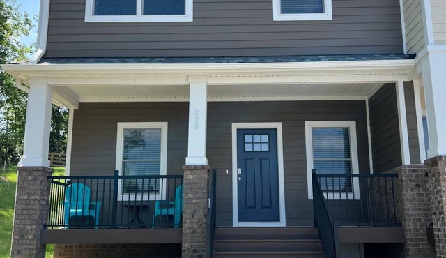 Summit Townhouse , New Townhome In The Summit Community-Blacksburg, VA
