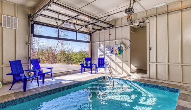 Summit Trails Retreat – Indoor Pool, Home Theater, Hot Tub | Sleeps 16!
