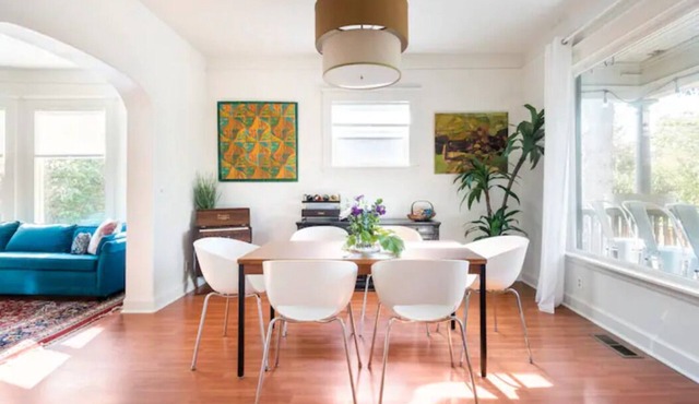 Sumptuous 2-Bed + Office House in Mississippi/Williams Area