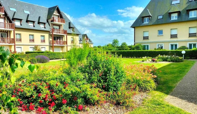 Sumptuous 3-room apartment, close to the beach and Deauville