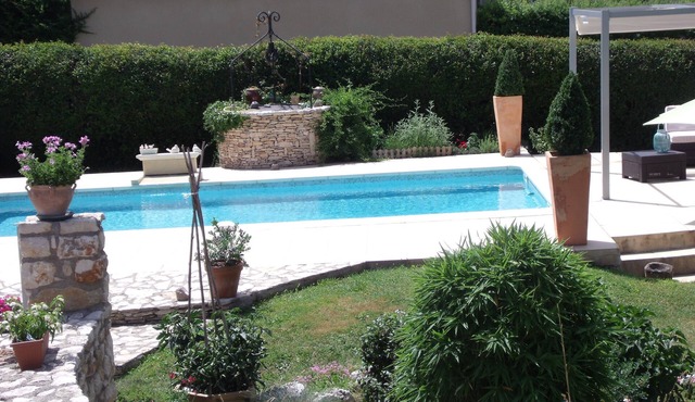 Sun and cicadas between the Cévennes and Camargue, POOL and SPA