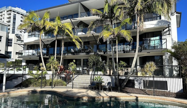 Sun And Sandy ~ Gorgeous Beach Front Locationn2 Bedrooms, 2 Bathrooms, Sleeps 6n