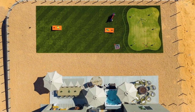 Sun Canyon Landing ~ Golf Sim ~ HotTub ~ Mini Golf ~ Game Room ~ Beautiful Views