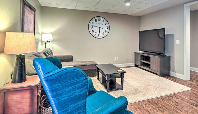Sun-Dappled Fayetteville Apt on 10 Acres!