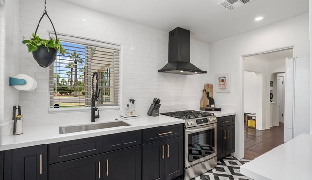 Sun Devil Paradise! 3BR Butler House - Walk to ASU, Mill Ave & Town Lake