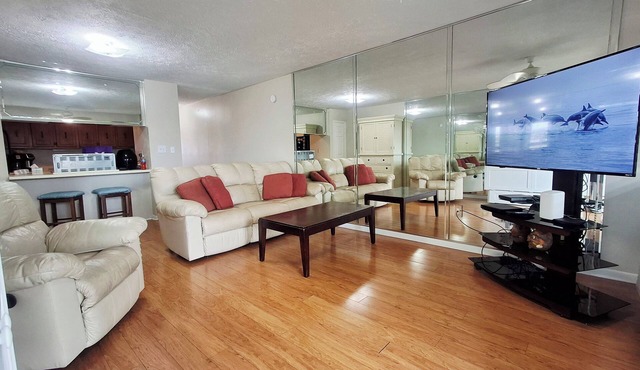 Sun Harbor Sands - Sleeps 4 - 1 Bedroom Condo - Balcony with Waterfront View