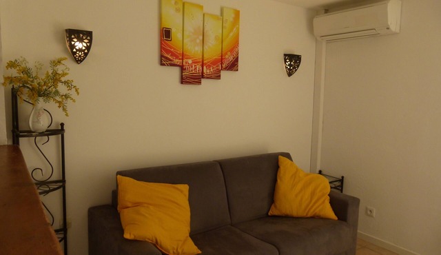 Sun holidays in the calm of the French Riviera. 3 * apartment