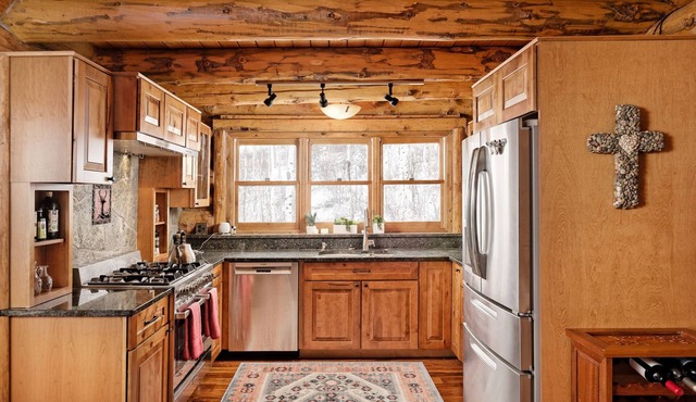 Sun King Chalet | Sunlight Ski, Hot Tub, Lg. Deck
