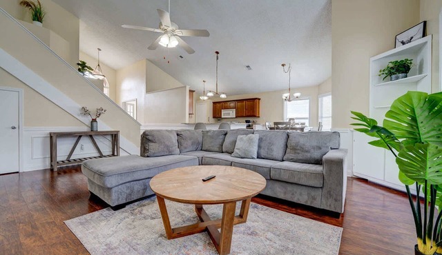 Sun Kissed Pool Home in Kissimmee