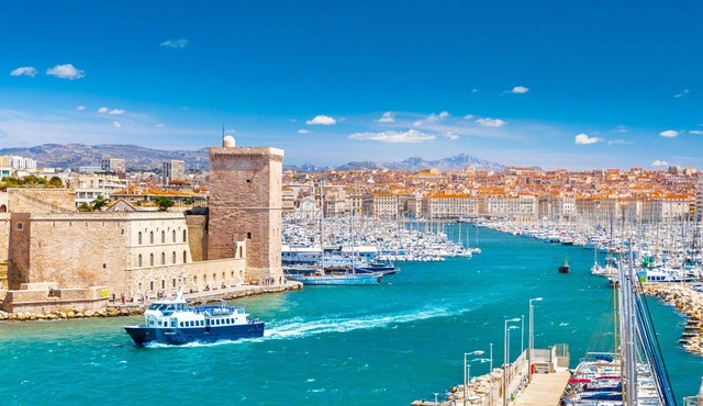 Sun-Kissed Sailing Adventure to Viejo Puerto from Marseille
