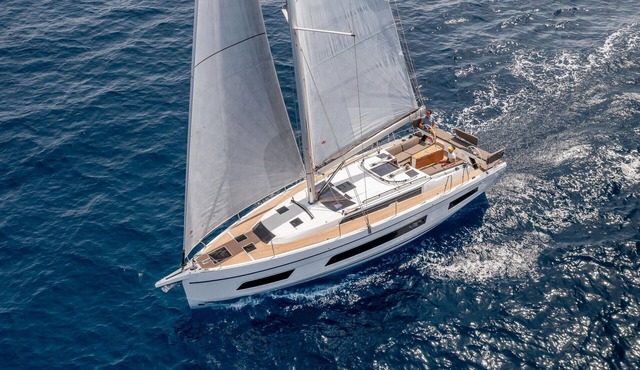 Sun-Kissed Sailing Adventure to Viejo Puerto from Marseille
