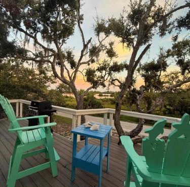 Sun Kissed Tree House