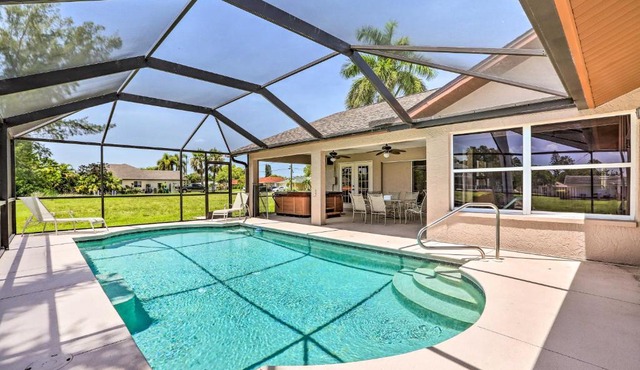 Sun-Lit Gem with Lanai, Hot Tub and Boat Dock!